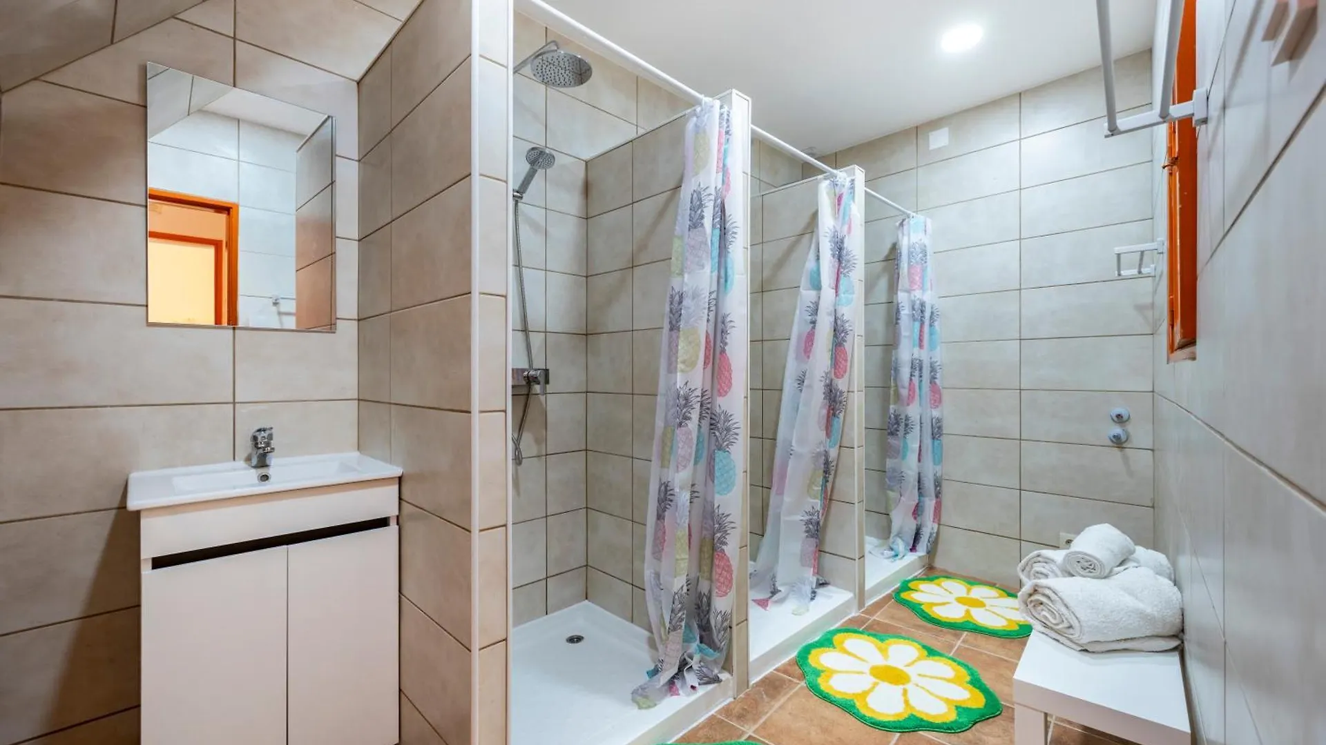 The Macarena Beach Hostel Lagos