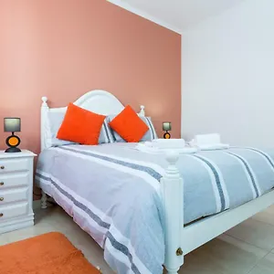  Apartment Arenga